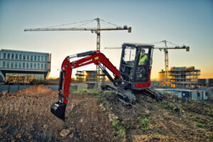 GRAVIT_minikoparka_gasienicowa_Yanmar_ViO38-6_2
