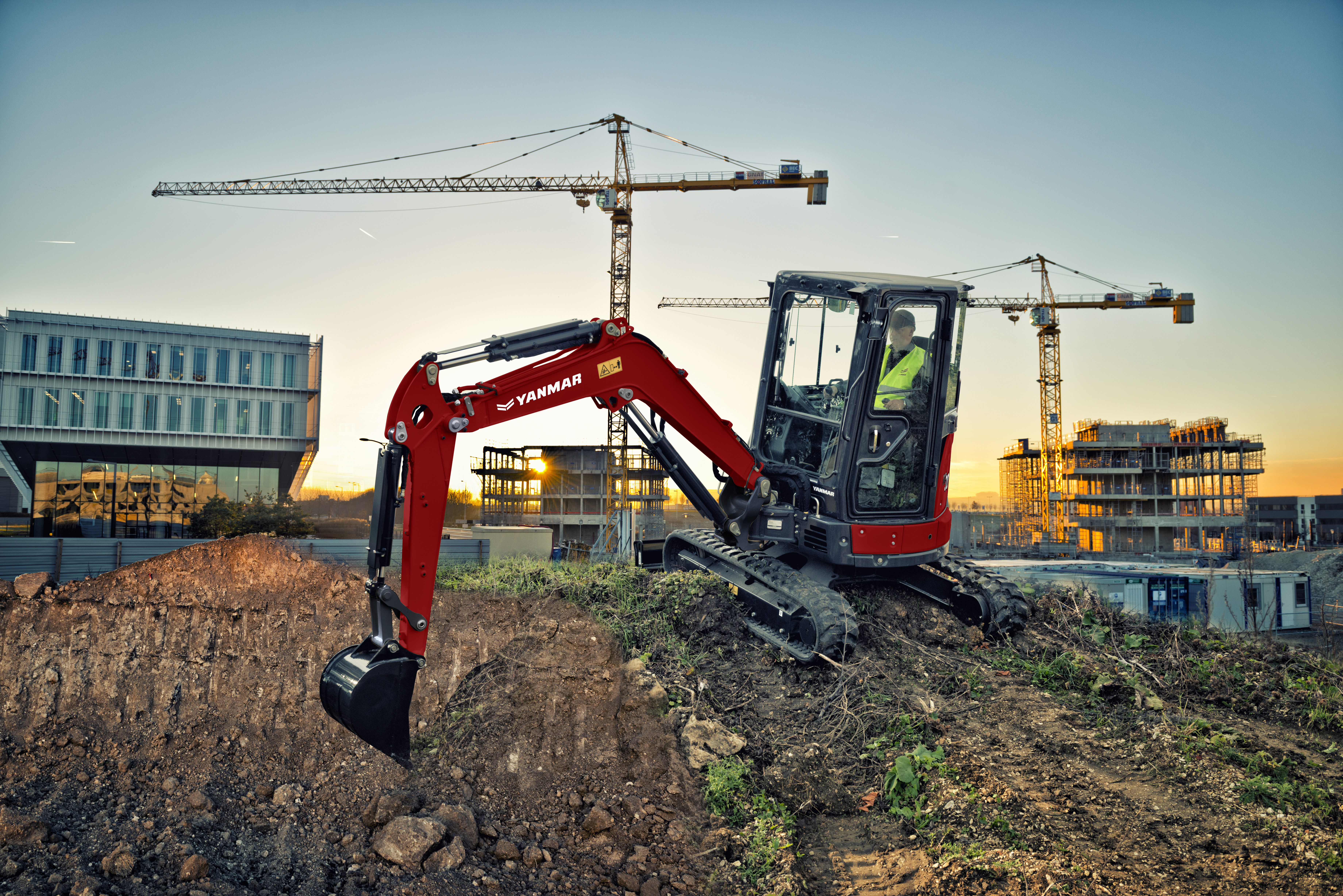 GRAVIT_minikoparka_gasienicowa_Yanmar_ViO38-6_2